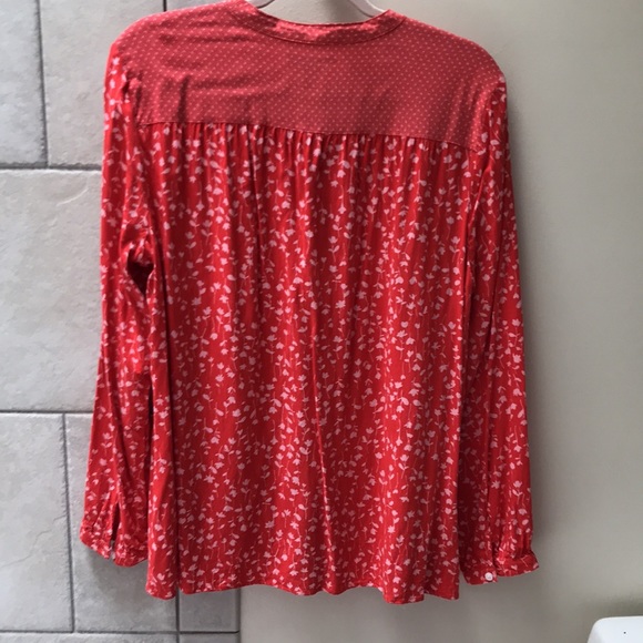 Lands End gathered button front blouse - Picture 4 of 7